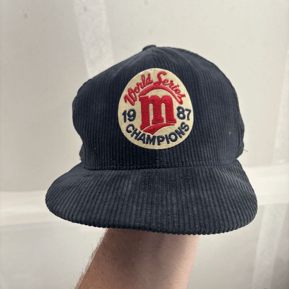 Vintage 1987 World Series Minnesota Twins MLB Corduroy baseball snapback hat USA